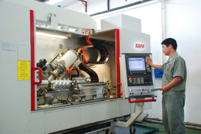 Holroyd�ݗUĥ��